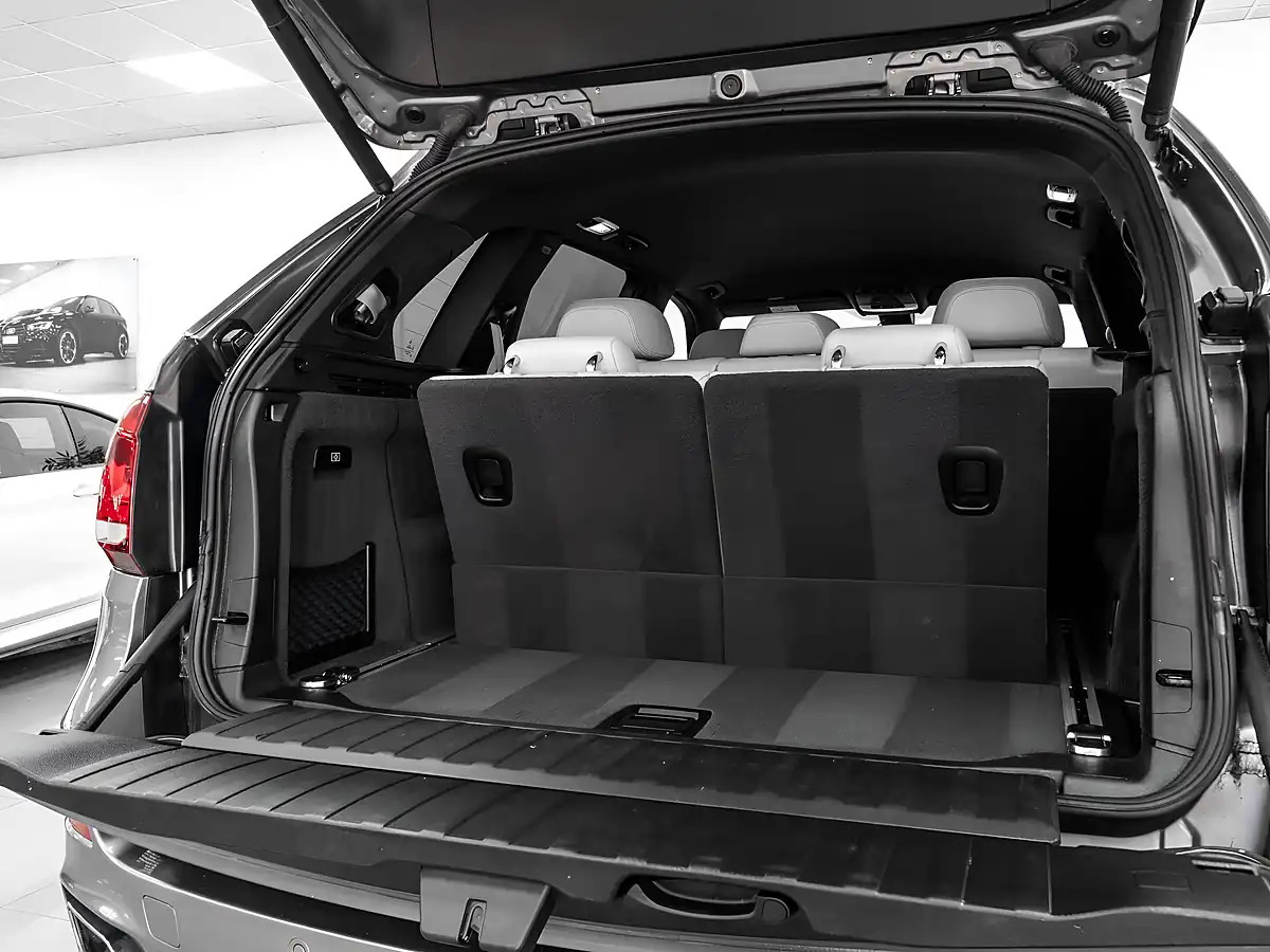 Used 2017 BMW X5 M Sport Space Grey - Interior and Exterior details 15