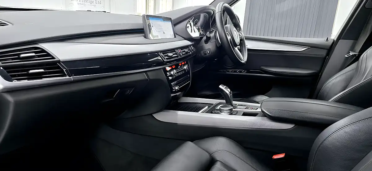 Used 2017 BMW X5 M Sport Space Grey - Interior and Exterior details 14
