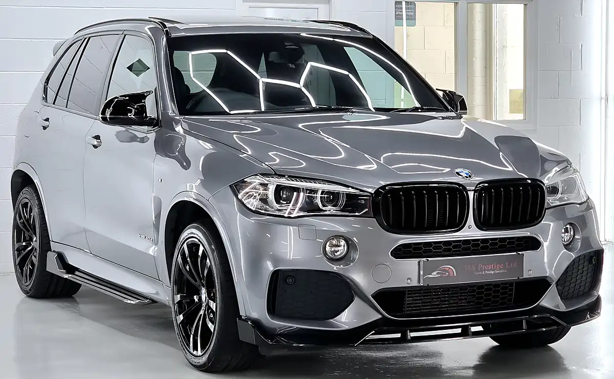 Used 2017 BMW X5 M Sport Space Grey - Interior and Exterior details 4