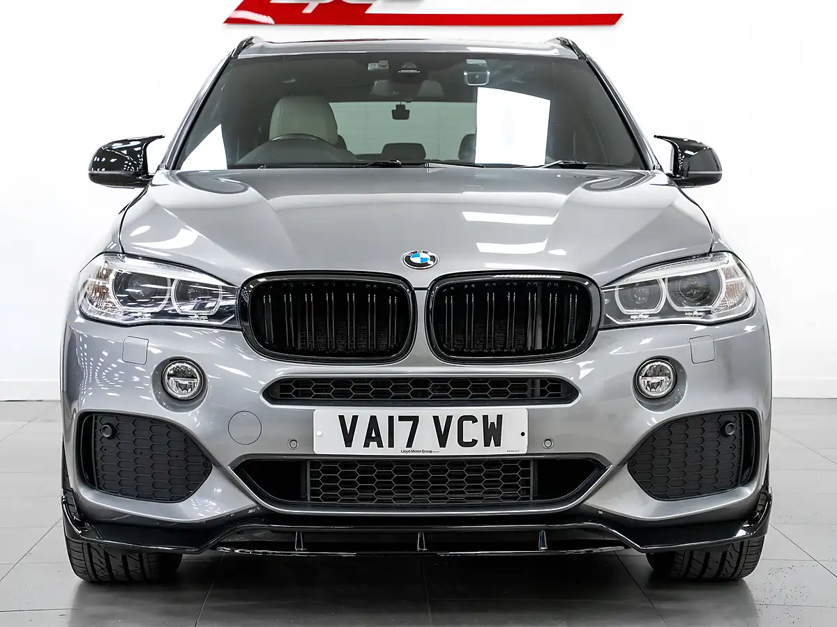 Used 2017 BMW X5 M Sport Space Grey - Interior and Exterior details 6