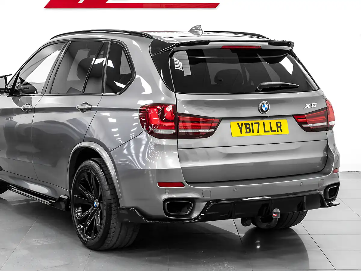 Used 2017 BMW X5 M Sport Space Grey - Interior and Exterior details 10