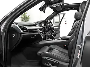 Used 2017 BMW X5 M Sport Space Grey - Interior and Exterior details 12