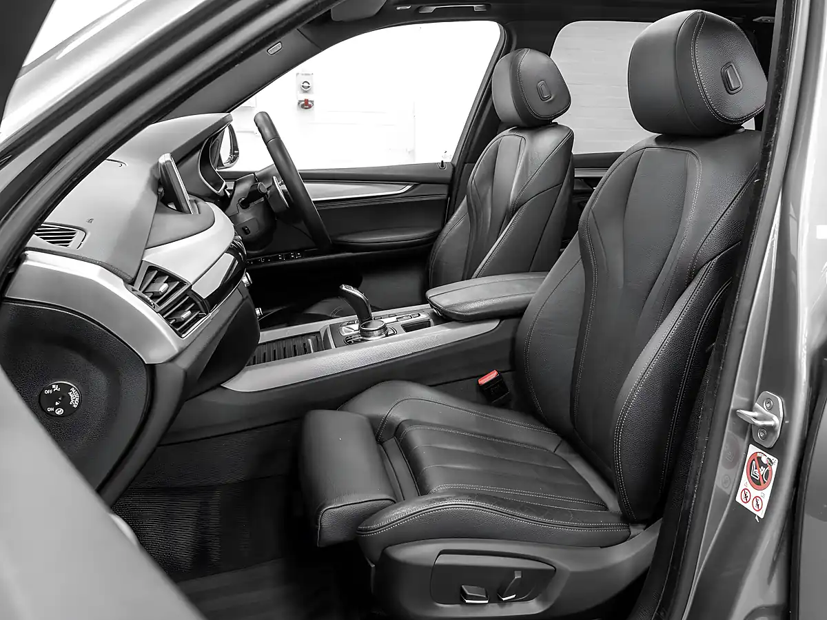 Used 2017 BMW X5 M Sport Space Grey - Interior and Exterior details 14