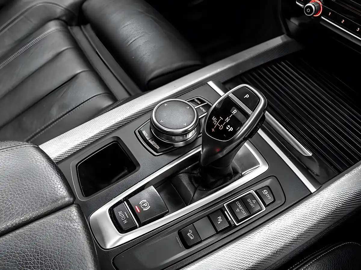 Used 2017 BMW X5 M Sport Space Grey - Interior and Exterior details 19