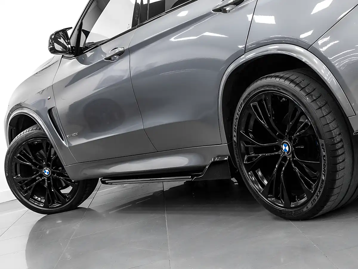 Used 2017 BMW X5 M Sport Space Grey - Interior and Exterior details 10