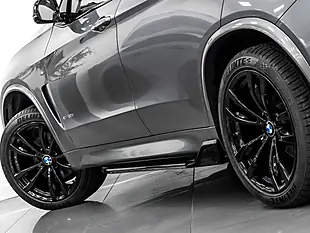Used 2017 BMW X5 M Sport Space Grey - Interior and Exterior details 10