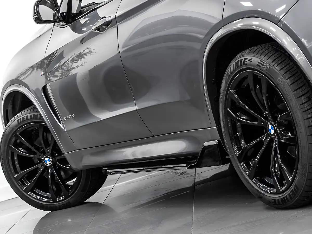 Used 2017 BMW X5 M Sport Space Grey - Interior and Exterior details 10