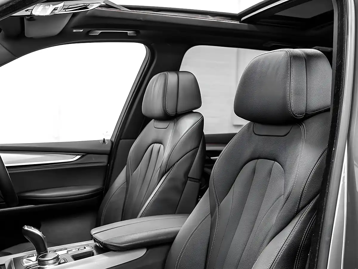 Used 2017 BMW X5 M Sport Space Grey - Interior and Exterior details 14
