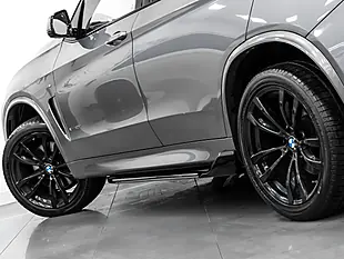 Used 2017 BMW X5 M Sport Space Grey - Interior and Exterior details 10