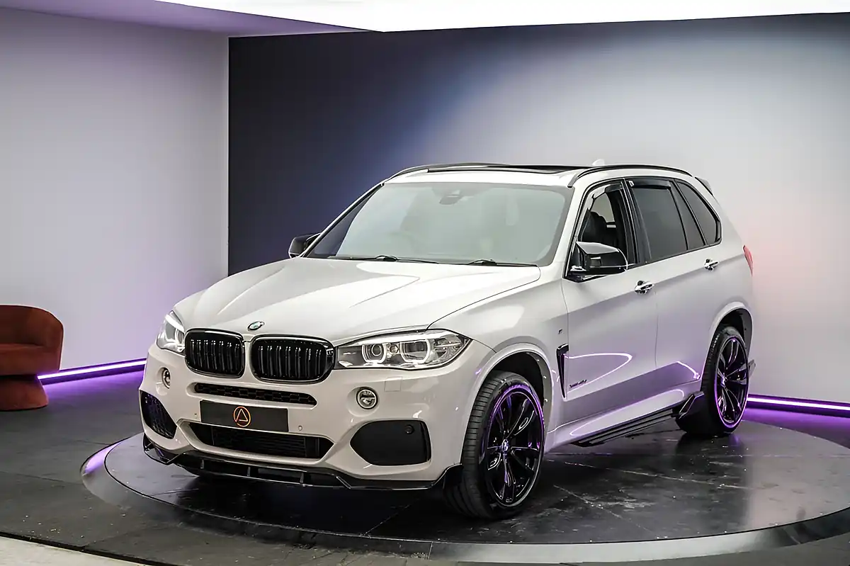 Used 2017 BMW X5 M Sport White - Interior and Exterior details 13