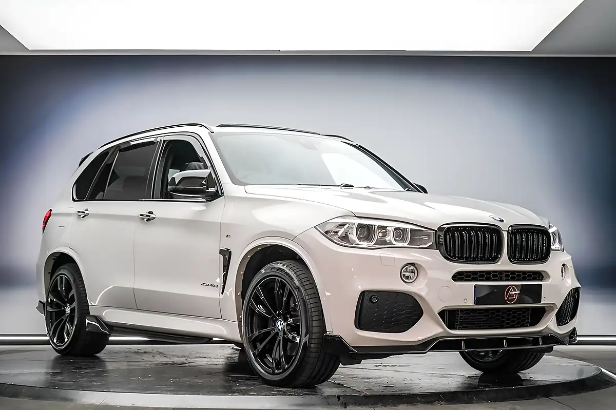Used 2017 BMW X5 M Sport White - Interior and Exterior details 6