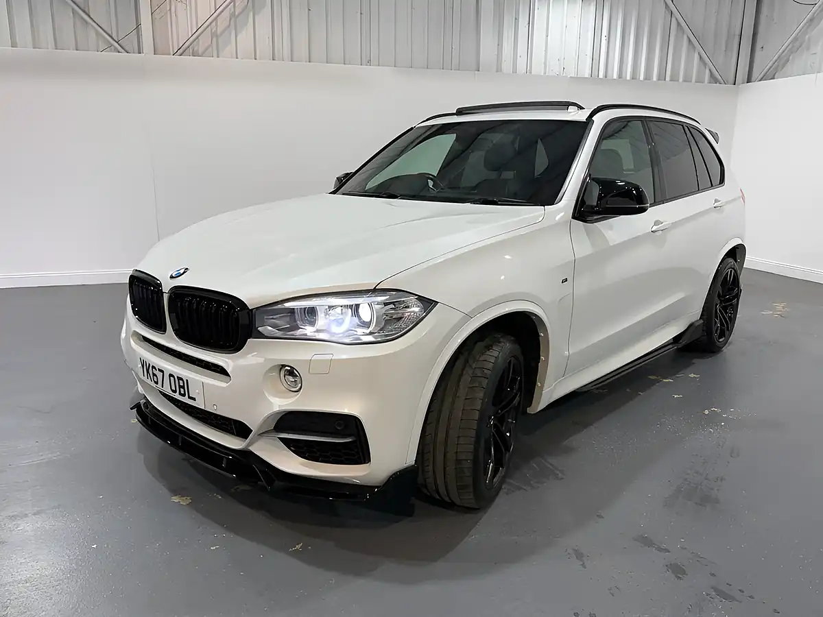 Used 2017 BMW X5 White - Interior and Exterior details 3