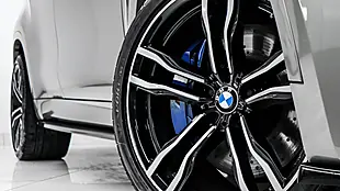 Used 2017 BMW X6 M Grey - Interior and Exterior details 8