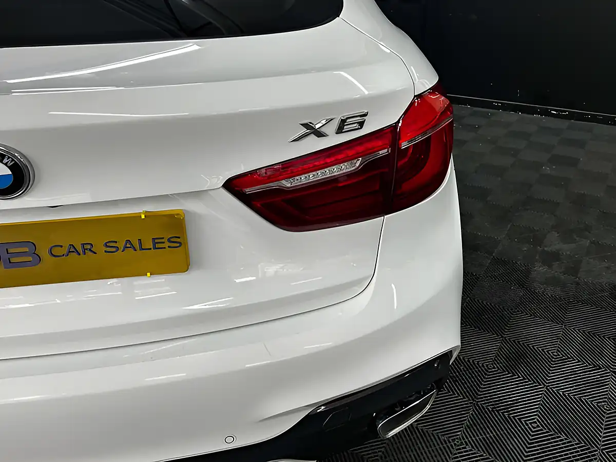 Used 2017 BMW X6 M Sport Alpine White - Interior and Exterior details 20