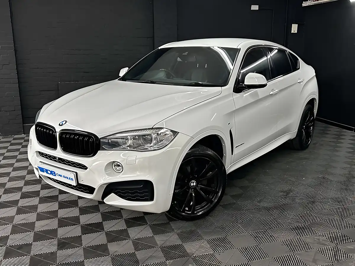 Used 2017 BMW X6 M Sport Alpine White - Interior and Exterior details 3