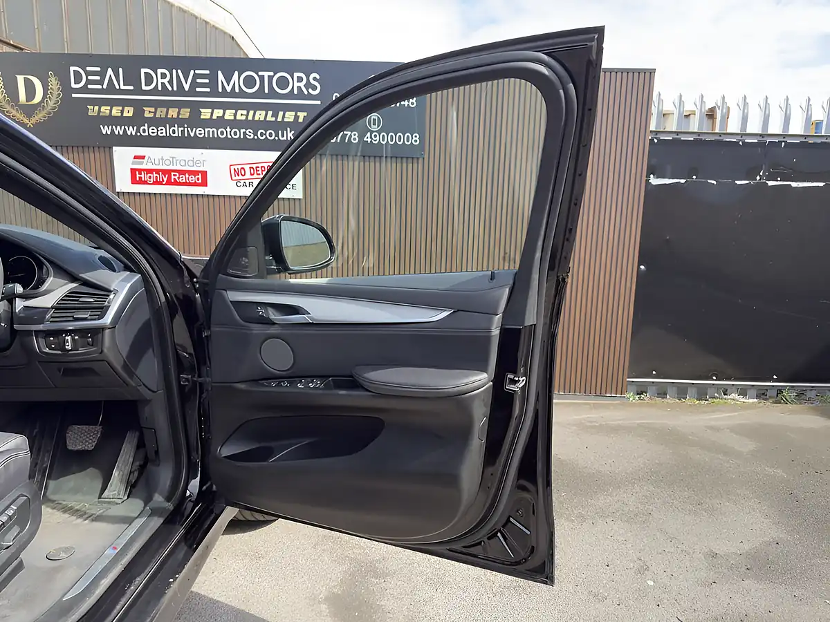 Used 2017 BMW X6 M Sport Black - Interior and Exterior details 11