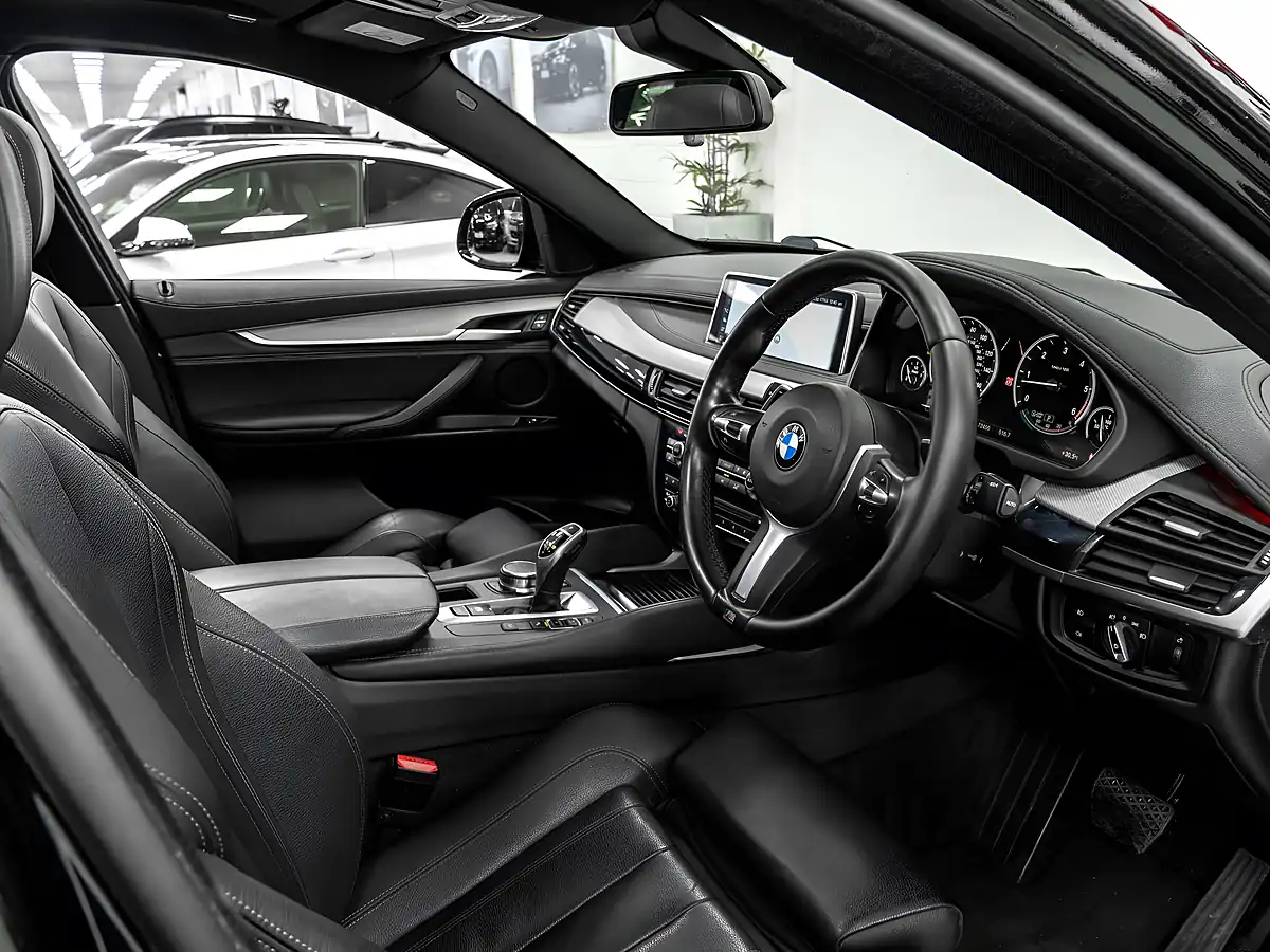 Used 2017 BMW X6 M Sport Black Sapphire - Interior and Exterior details 17