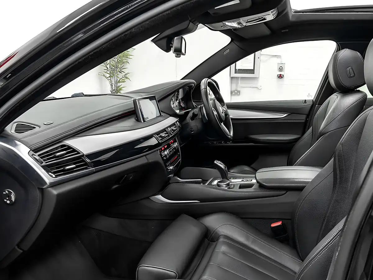 Used 2017 BMW X6 M Sport Black Sapphire - Interior and Exterior details 18