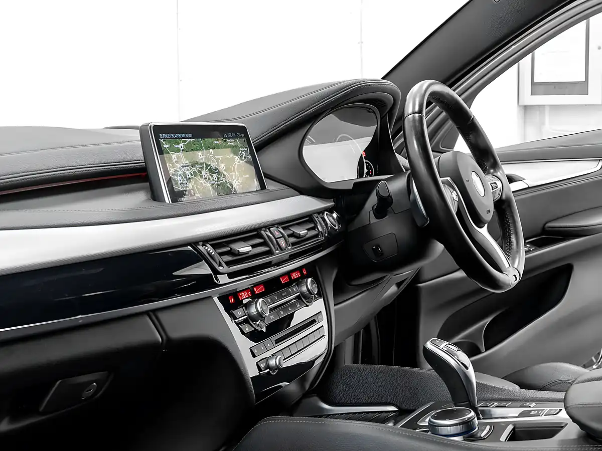 Used 2017 BMW X6 M Sport Black Sapphire - Interior and Exterior details 17