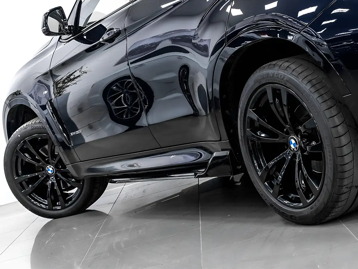 Used 2017 BMW X6 M Sport Carbon Black - Interior and Exterior details 12