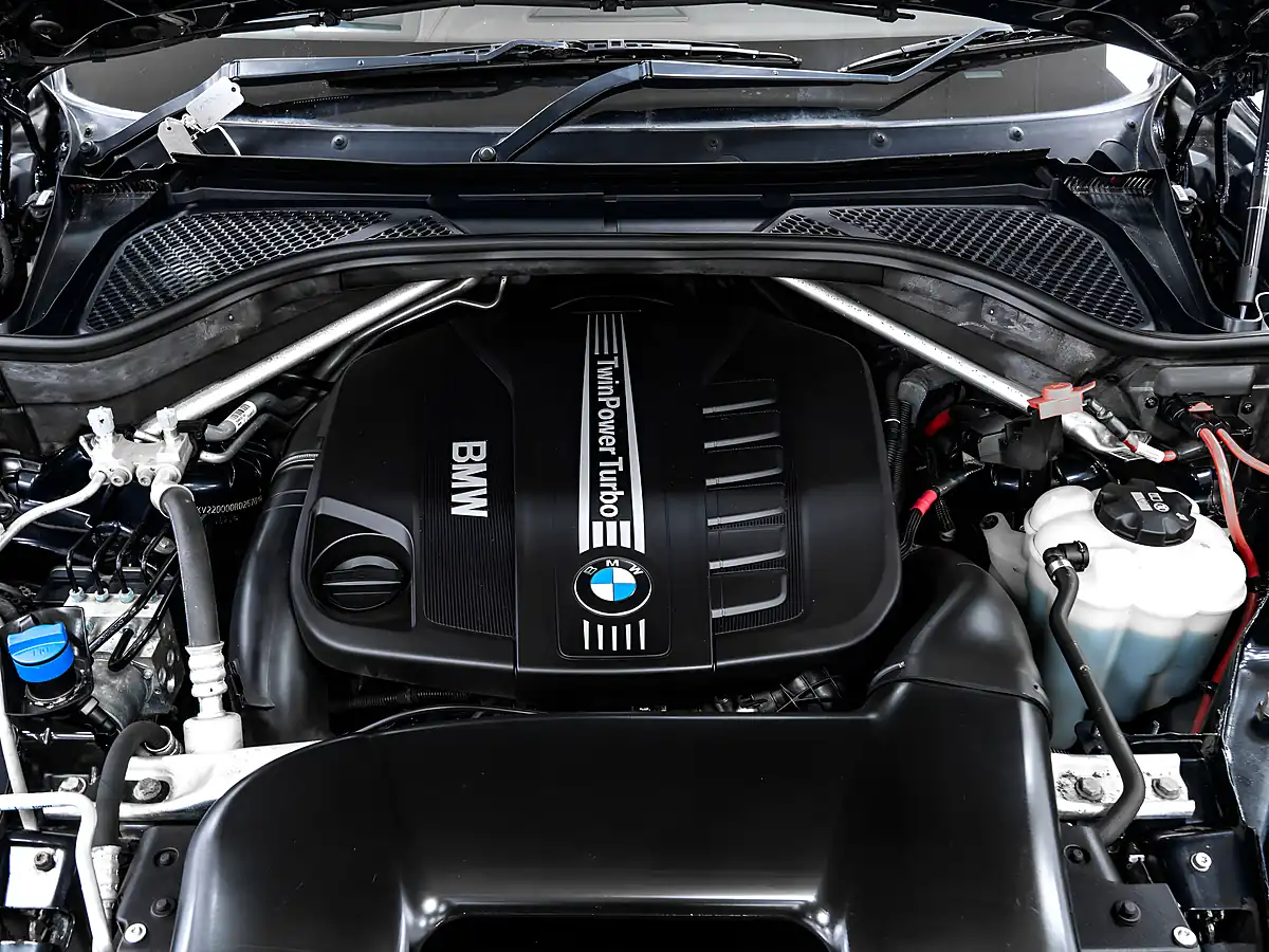 Used 2017 BMW X6 M Sport Carbon Black - Interior and Exterior details 15