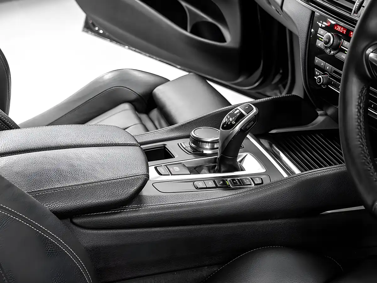 Used 2017 BMW X6 M Sport Carbon Black - Interior and Exterior details 17