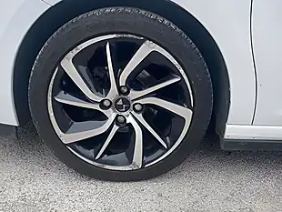 Used 2017 Citreon DS3 Prestige White - Interior and Exterior details 10