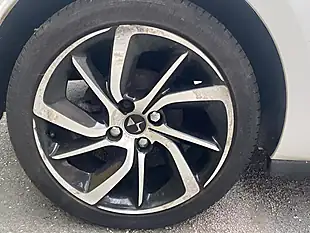 Used 2017 Citreon DS3 Prestige White - Interior and Exterior details 13