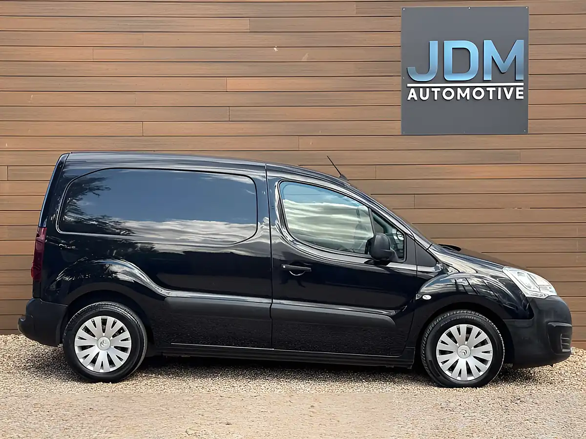 Used 2017 Citroen Berlingo 625 Enterprise Blue Black - Interior and Exterior details 2