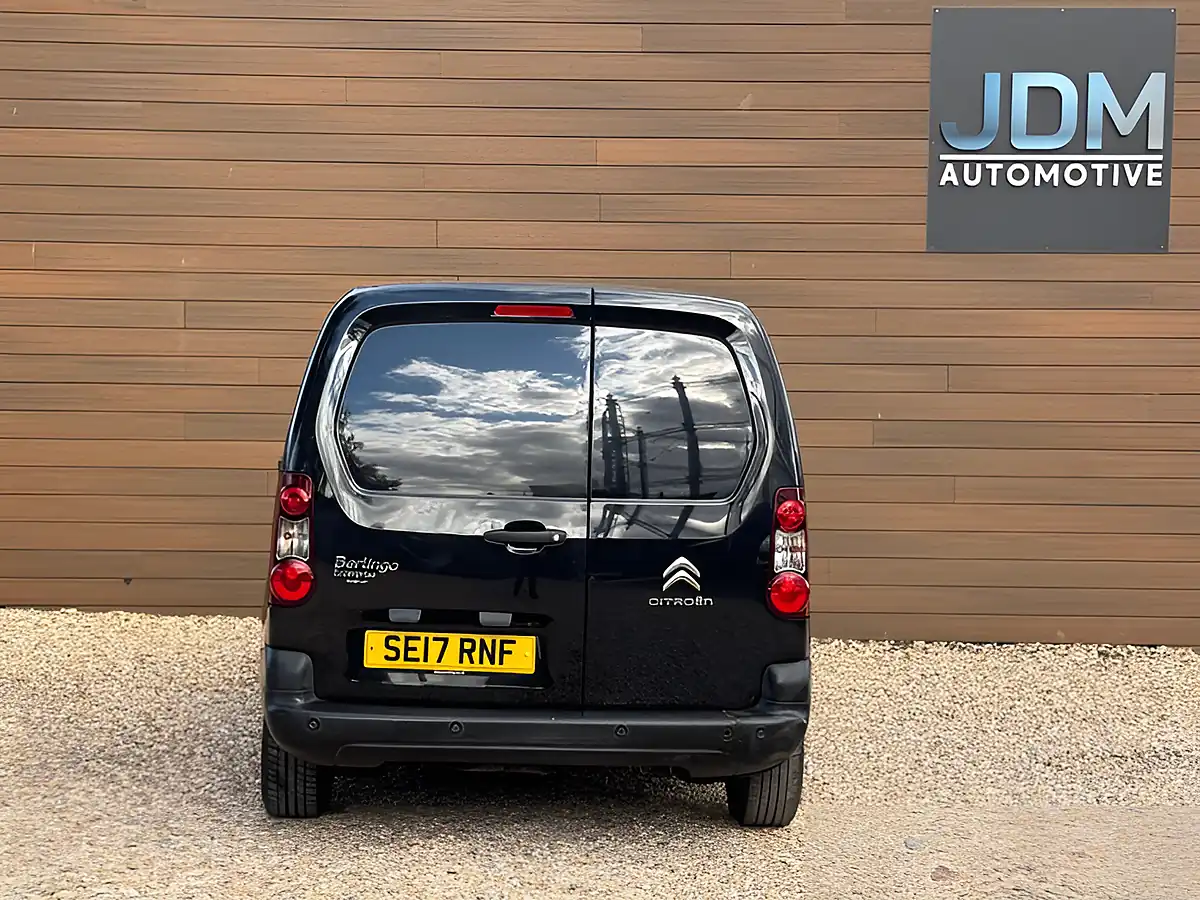 Used 2017 Citroen Berlingo 625 Enterprise Blue Black - Interior and Exterior details 4