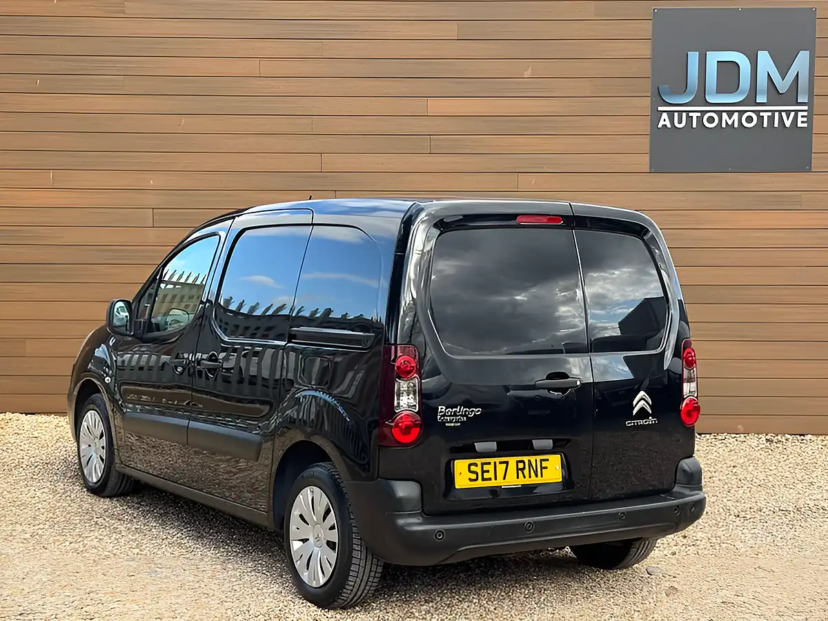Used 2017 Citroen Berlingo 625 Enterprise Blue Black - Interior and Exterior details 6
