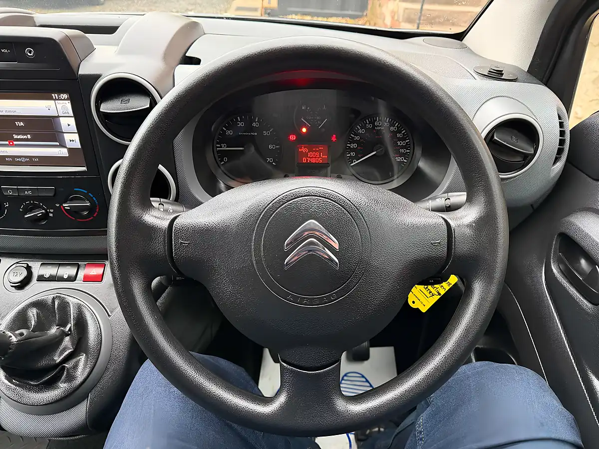 Used 2017 Citroen Berlingo 625 Enterprise Blue Grey - Interior and Exterior details 15