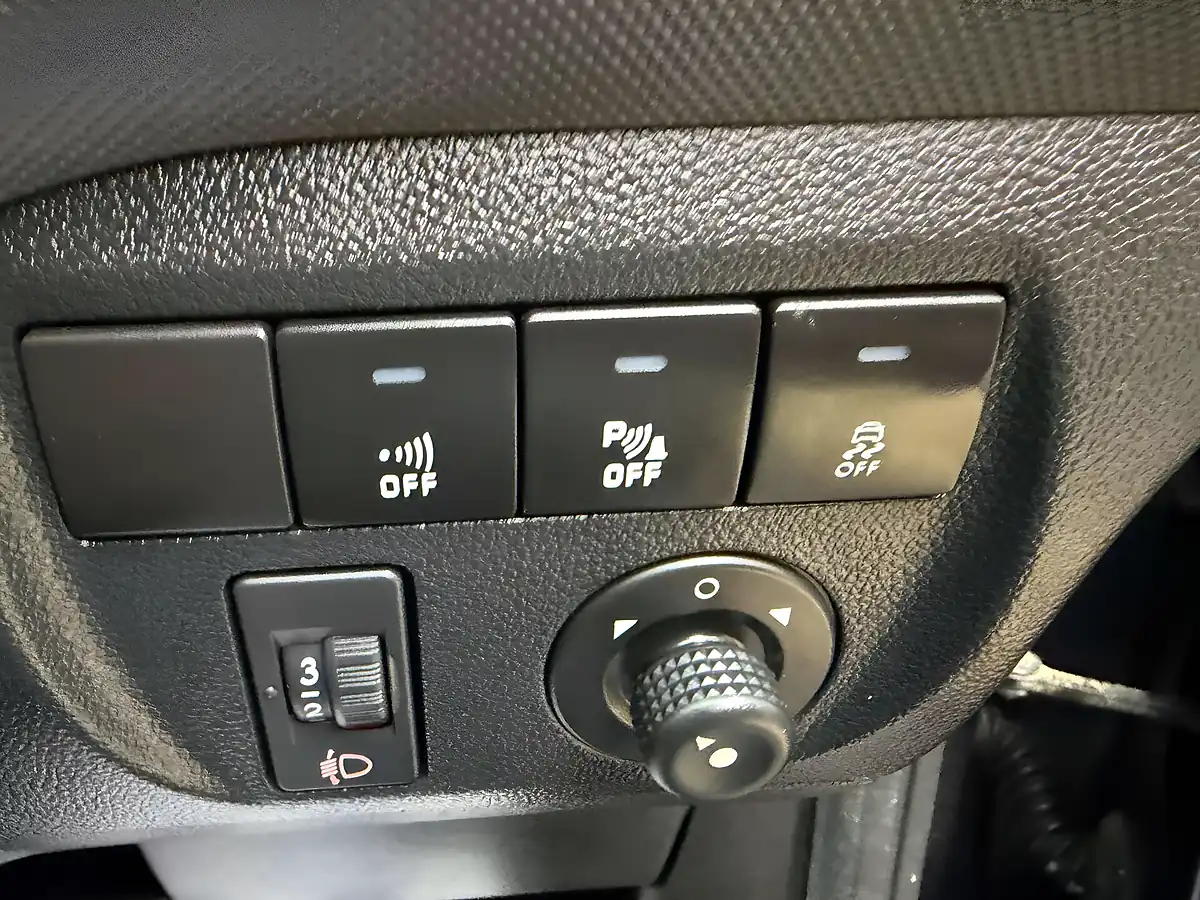 Used 2017 Citroen Berlingo 625 Enterprise Blue Grey - Interior and Exterior details 19