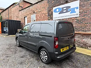 Used 2017 Citroen Berlingo 625 Enterprise Blue Grey - Interior and Exterior details 5
