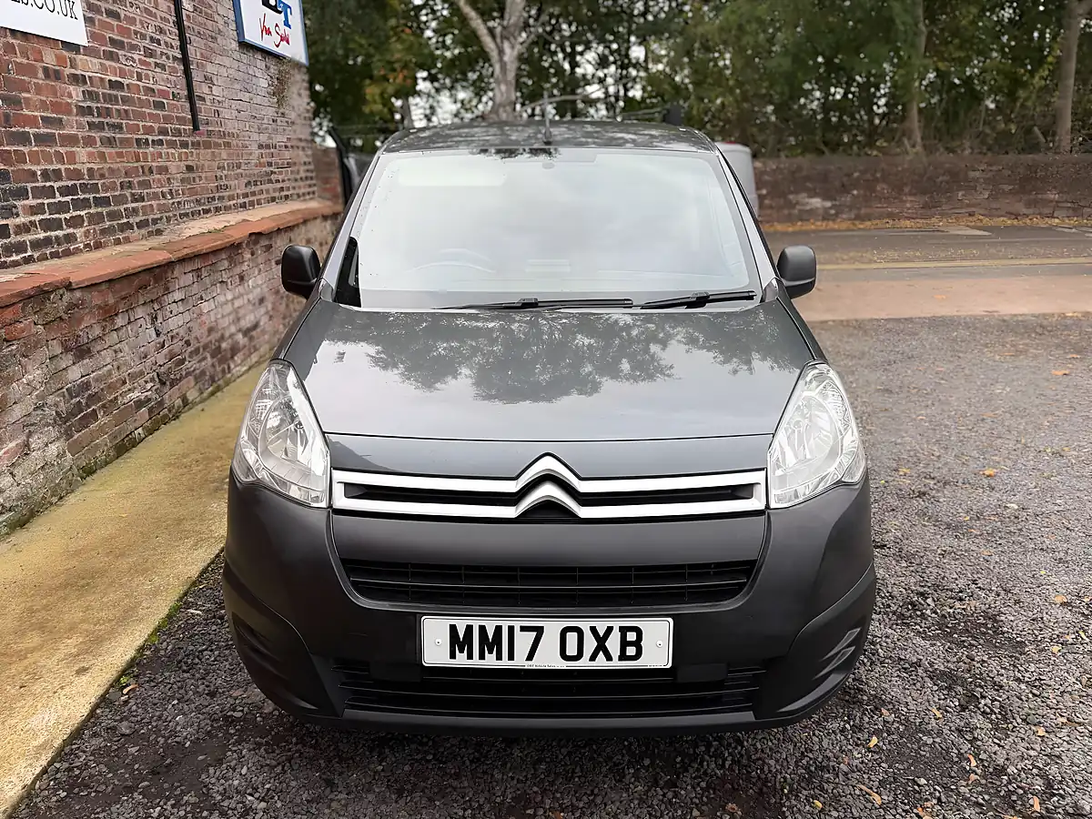 Used 2017 Citroen Berlingo 625 Enterprise Blue Grey - Interior and Exterior details 8