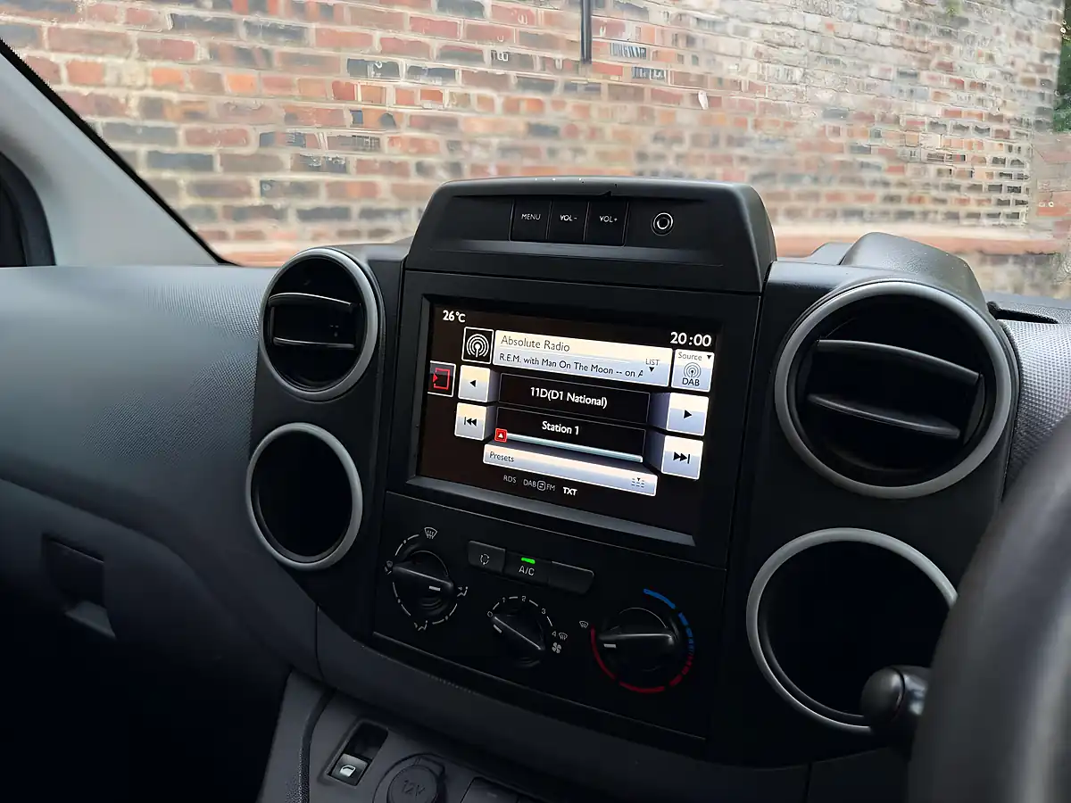Used 2017 Citroen Berlingo 625 Enterprise Blue Silver - Interior and Exterior details 13