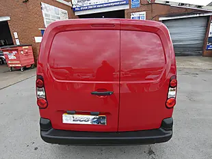 Used 2017 Citroen Berlingo 625 Lx Red - Interior and Exterior details 14
