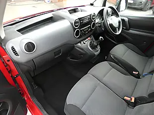 Used 2017 Citroen Berlingo 625 Lx Red - Interior and Exterior details 18
