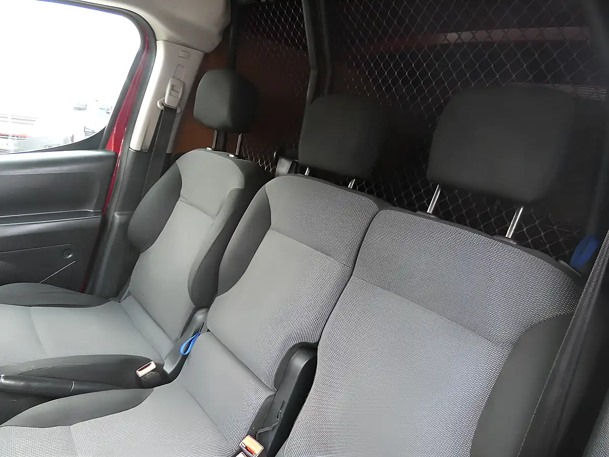 Used 2017 Citroen Berlingo 625 Lx Red - Interior and Exterior details 19