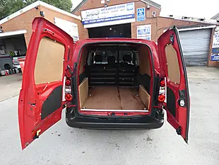 Used 2017 Citroen Berlingo 625 Lx Red - Interior and Exterior details 20