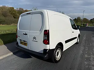 Used 2017 Citroen Berlingo 625 X L1 White - Interior and Exterior details 2