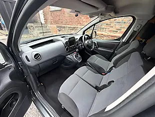 Used 2017 Citroen Berlingo 850 Enterprise Blue Grey - Interior and Exterior details 11