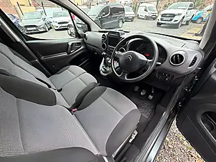 Used 2017 Citroen Berlingo 850 Enterprise Blue Grey - Interior and Exterior details 13