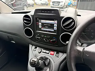 Used 2017 Citroen Berlingo 850 Enterprise Blue Grey - Interior and Exterior details 16