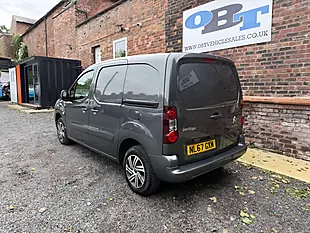 Used 2017 Citroen Berlingo 850 Enterprise Blue Grey - Interior and Exterior details 5