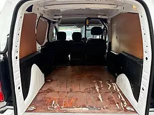 Used 2017 Citroen Berlingo 850 Enterprise Blue White - Interior and Exterior details 19