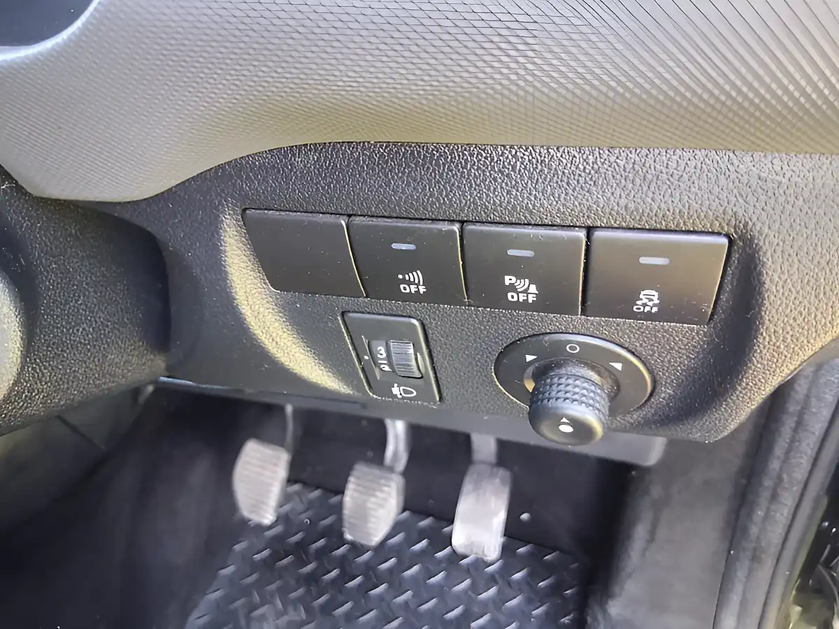 Used 2017 Citroen Berlingo Enterprise Black - Interior and Exterior details 20