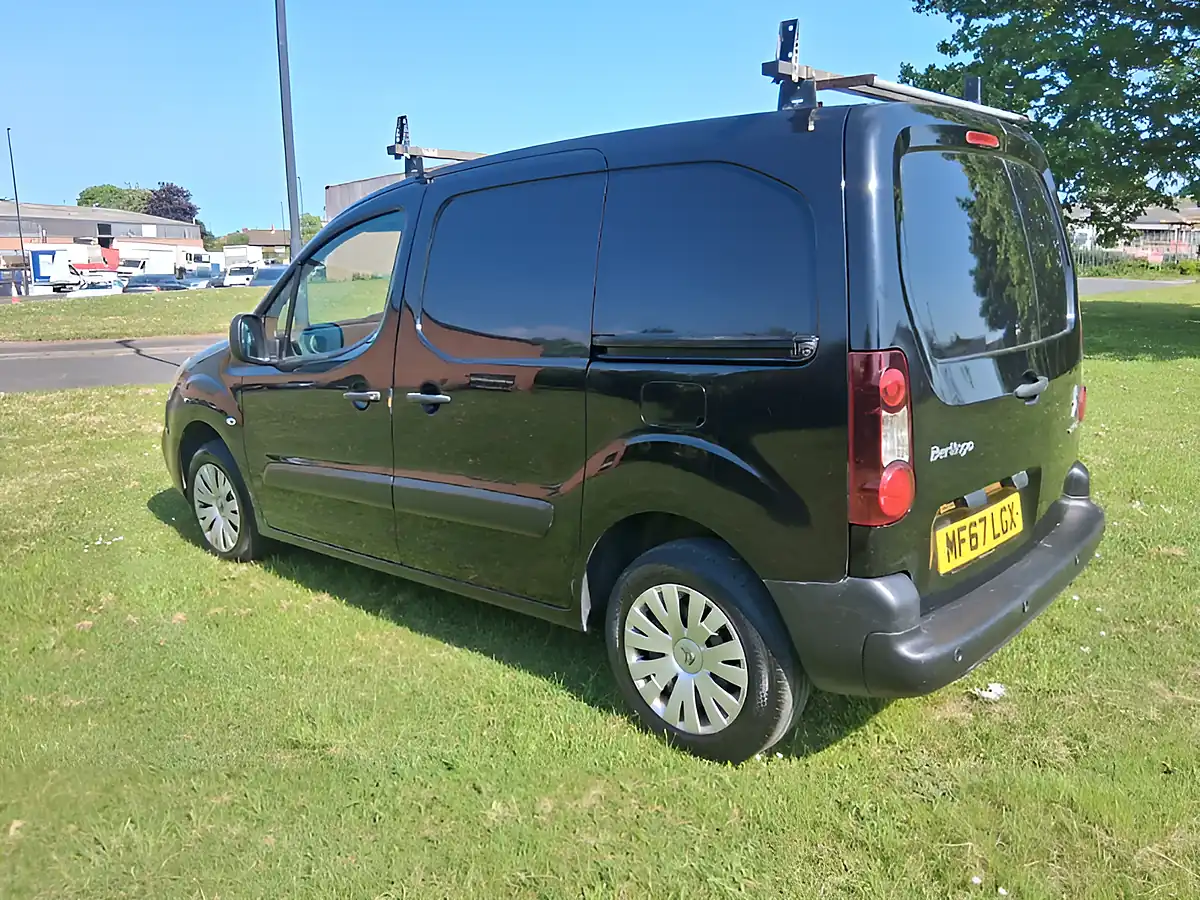 Used 2017 Citroen Berlingo Enterprise Black - Interior and Exterior details 3