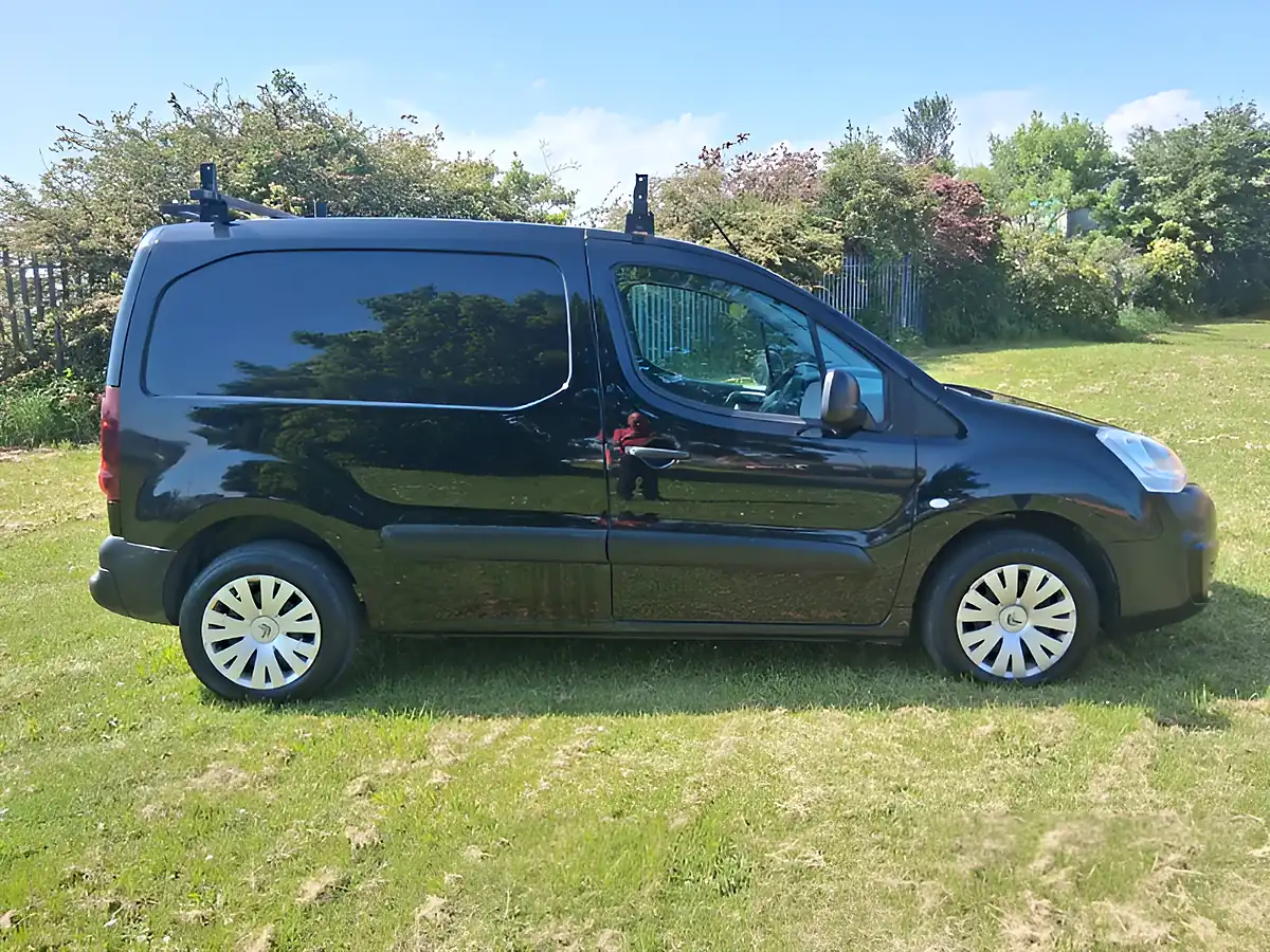 Used 2017 Citroen Berlingo Enterprise Black - Interior and Exterior details 8