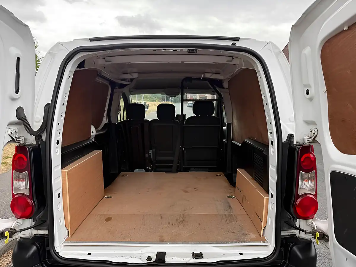 Used 2017 Citroen Berlingo Enterprise L1 White - Interior and Exterior details 12